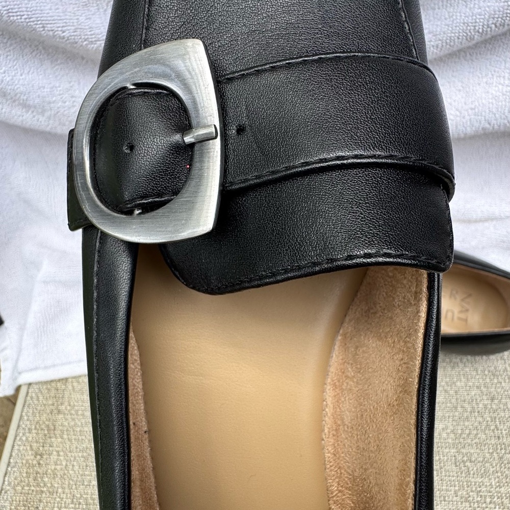 Naturalizer Black Loafers with Silver Buckle - Picture 3 of 4